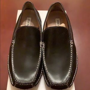 STEVE MADDEN NOVO BLACK LEAT.